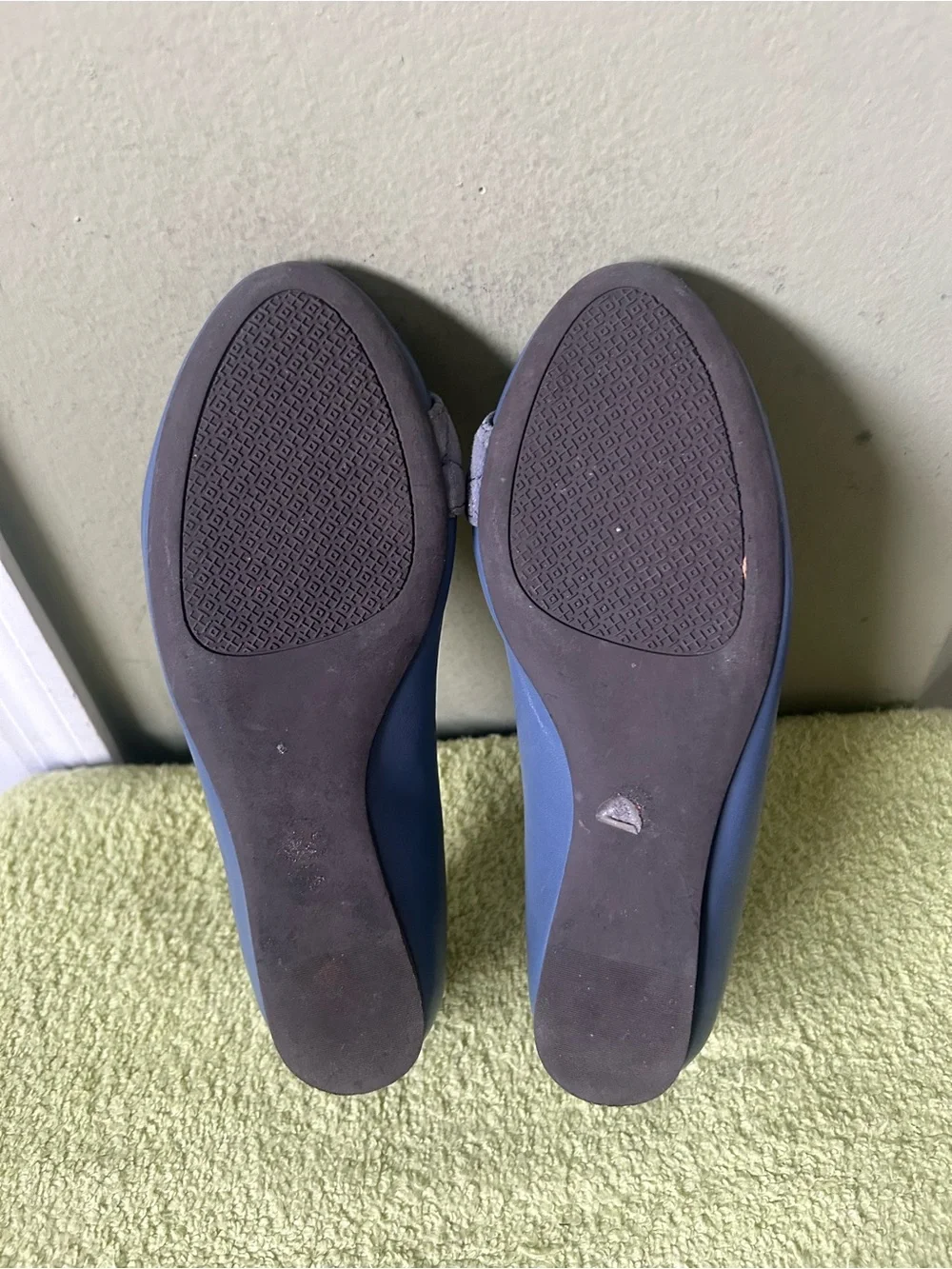 Tory Burch Blue Quilted Detail Leather Flats Loafers Sz 6